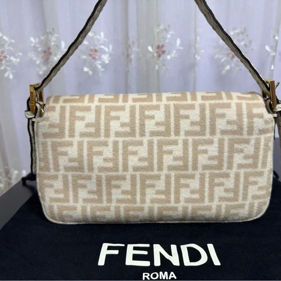 Fendi Vintage Baguette 1997 - Brand New, Authentic - Picture 2 of 7